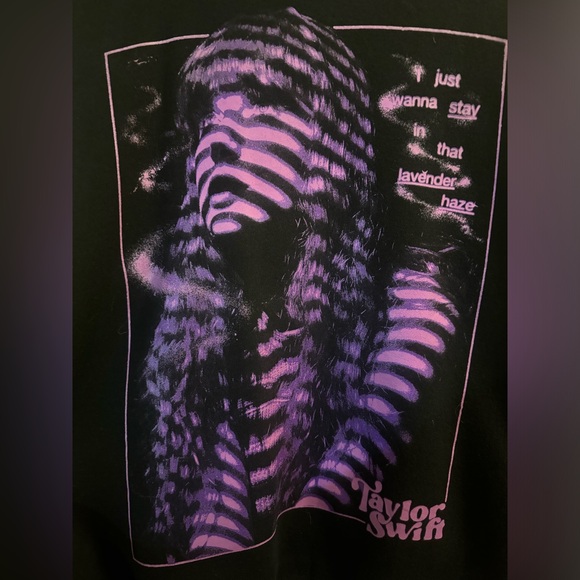 Official Tayler Swift Merch - Black and purple Lavender Haze crewneck sweatshirt - Picture 2 of 5